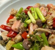 Stir-Fried Tripe with Flowers
