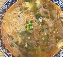 Sour Beef Hot Pot Noodles