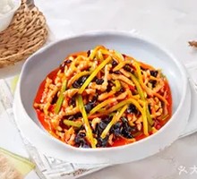 Fish-Flavored Shredded Pork