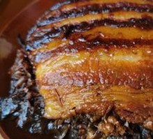 Braised pork with glutinous rice