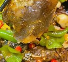 Pickled Vegetable and Pork Stir-fried with Tiao Pi