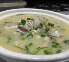 Wild Mushroom Stewed Free-range Chicken