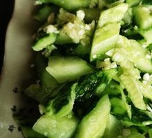 Garlic Cucumber Salad