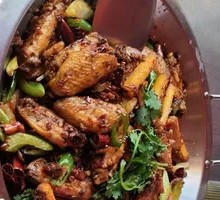Spicy Stir-Fried Chicken Wings