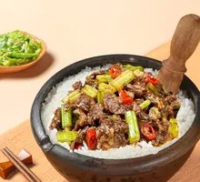 Stir-Fried Beef with Yellow Onion