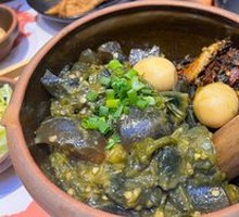 Mashed Pork and Chili Egg Salad