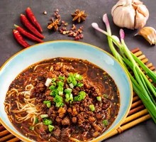 Hand-Cut Zhajiang Noodles