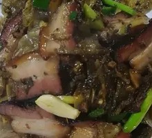 Bamboo Shoot Skin with Preserved Pork