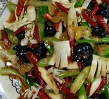 Sichuan-style Pickled Pepper Beef Tripe