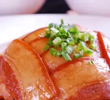 Braised pork with glutinous rice