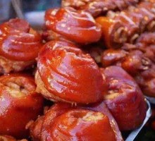 Fresh Pork Trotter Boiling