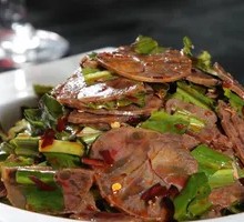 Wild Coriander and Beef Shank Salad