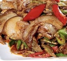 Steamed Earth-Raised Pork with Spicy Sauce