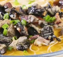 Braised Chicken Rice Noodles