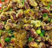Sour Cabbage and Red Kidney Beans