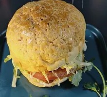 Wheat-Scented Chicken Leg Burger