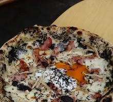 Truffle Hot Spring Egg Mushroom Pizza