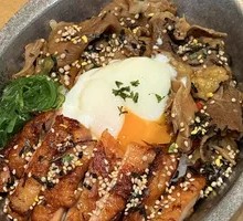 Hot Spring Egg Beef and Chicken Leg Rice