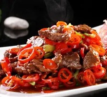 Stir-Fried Beef with Yellow Onion