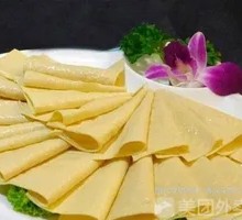 Oil-soaked tofu skin