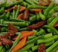 Stewed Beef and Green Beans Rice Bowl