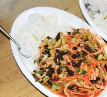 Fish-Flavored Shredded Pork Rice Bowl