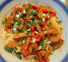 Dry Tossed Double Pepper Duck Noodles