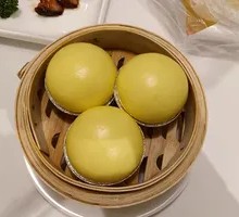 Golden Custard Bun