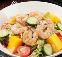 Mango Shrimp Salad