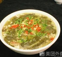 Sour Cabbage and Pork Soup
