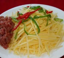 Potato Shredded Pork Rice Bowl