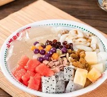 Fruit Ice Jelly and Cold Shrimp Medley
