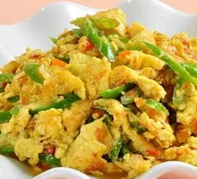 Egg with Green Pepper