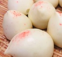 Steamed Peach-shaped Dumpling