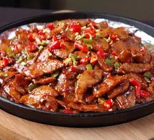 Pressure-Cooked Steamed Pig Intestine with Rice Flour