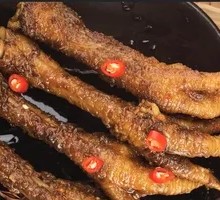 Braised Chicken Feet with Tiger Skin