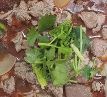 Mountain Delicacy Pickled Pepper Boiled Beef Offal Noodles