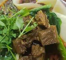 Beef Noodles with Beef Topping