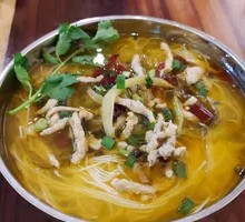 Sour Cabbage and Pork Noodles