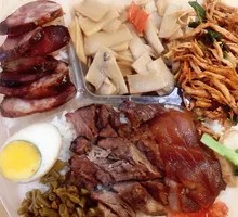 Pork Shank, Sausage, and Shredded Chicken Platter