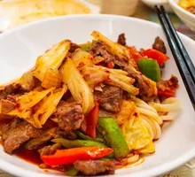 Sour Cabbage and Pork Noodles