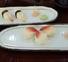 Baked Salmon Sushi Roll