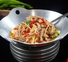 Stir-Fried Pig's Tripe Strips