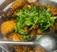 Braised Abalone Chicken in Copper Basin