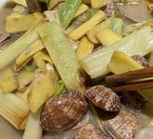 Stir-fried Scallops with Ginger and Green Onion