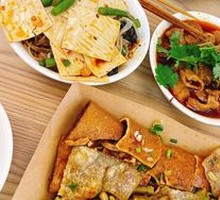 Stir-Fried Green Beans with Pork on Roasted Sweet Potato Skin