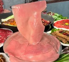 Sliced Pork Kidney with Big Knife