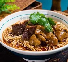 Offal and Beef Noodles