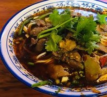 Sichuan-style Pickled Pepper Liver Noodles