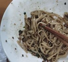 Sour Cabbage and Meat Sauce Noodles